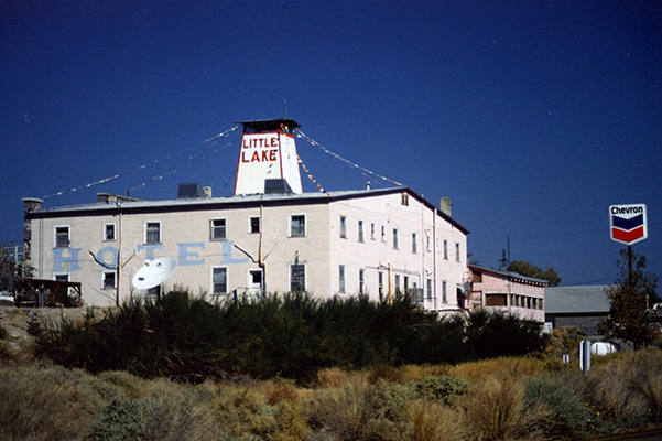 little lake hotel